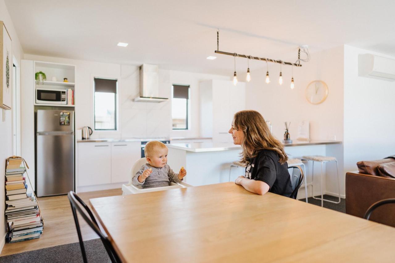 4 - Charming Space, Just A Stone Throw From Central ワナカ エクステリア 写真
