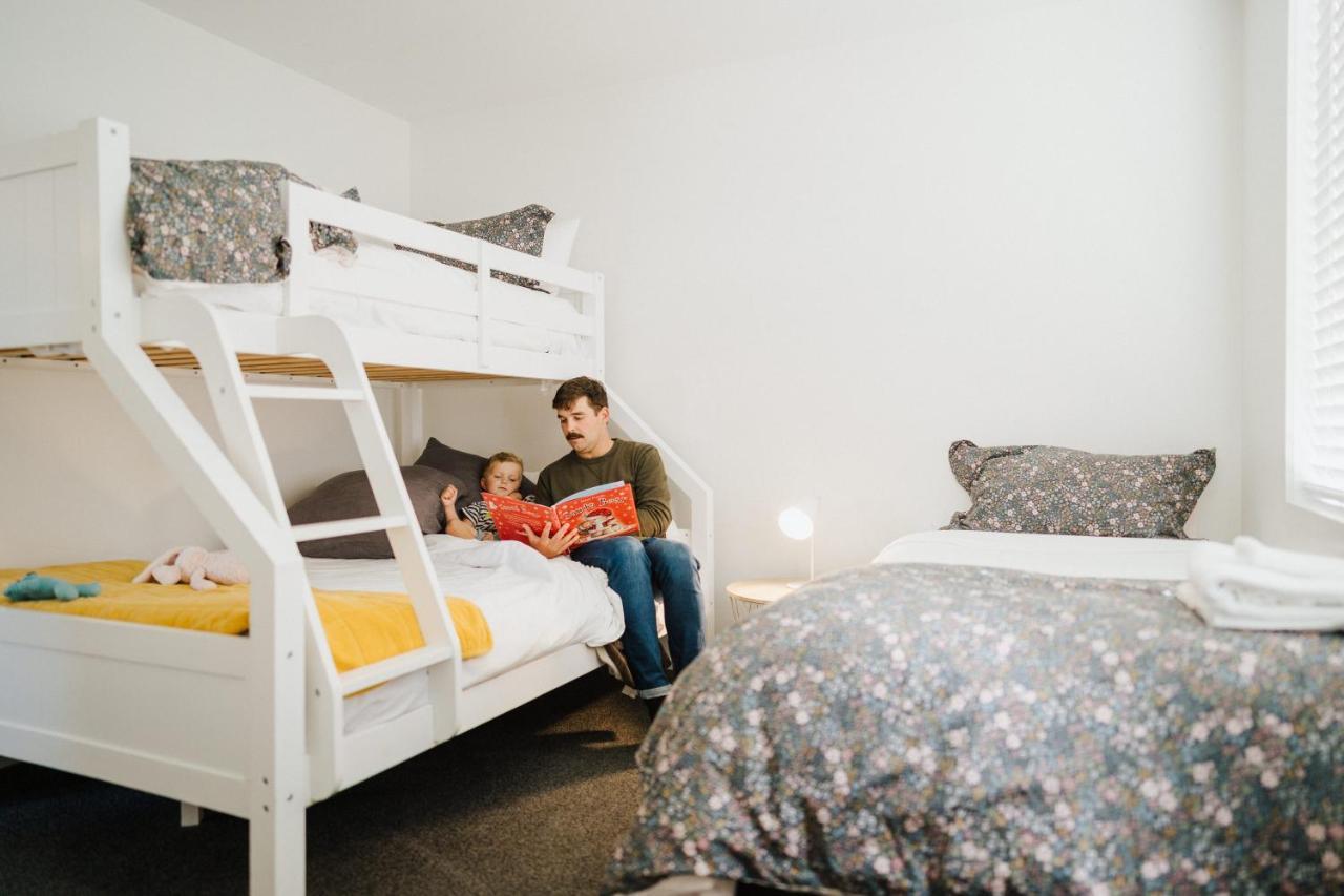 4 - Charming Space, Just A Stone Throw From Central ワナカ エクステリア 写真