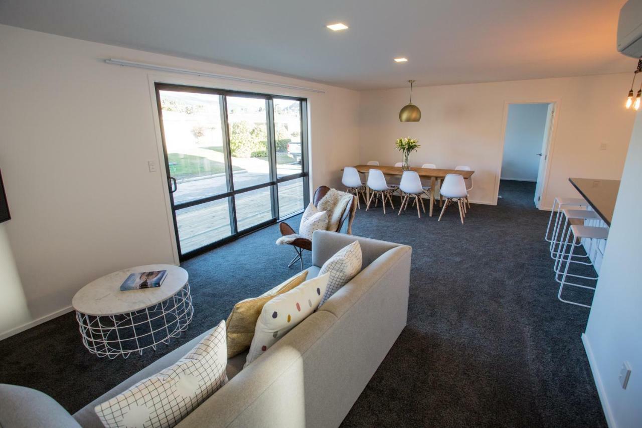 4 - Charming Space, Just A Stone Throw From Central ワナカ エクステリア 写真