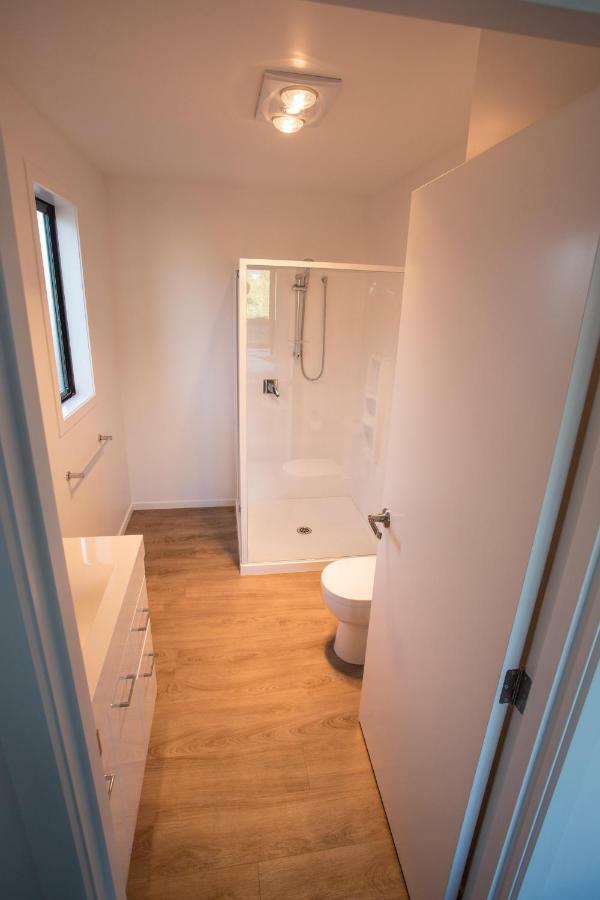 4 - Charming Space, Just A Stone Throw From Central ワナカ エクステリア 写真