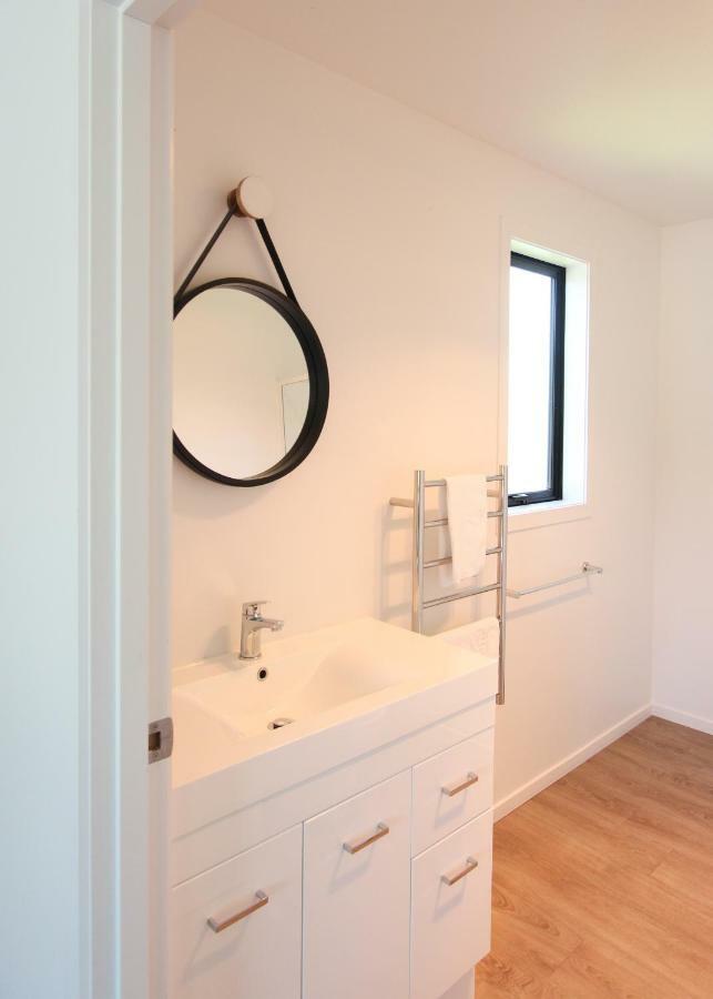 4 - Charming Space, Just A Stone Throw From Central ワナカ エクステリア 写真